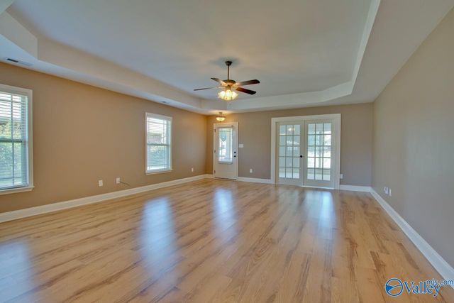 5010 Montauk Trail, Owens Cross Roads, AL 35763