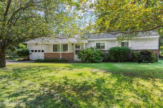102 Ivey Court, Jacksonville, NC 28540