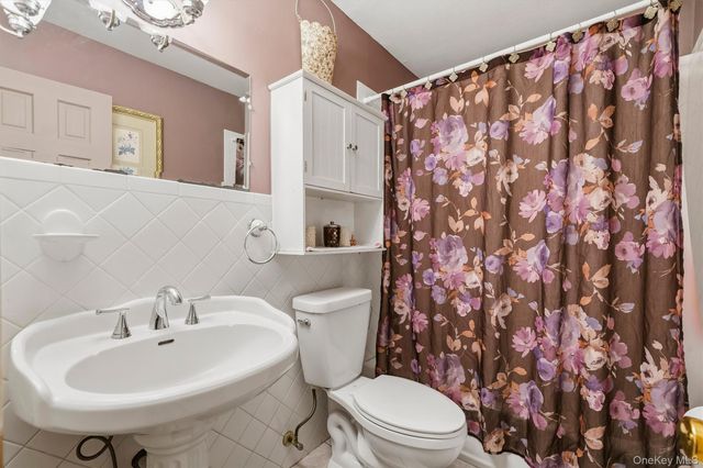 27 Margaret Road, Monroe, NY 10950