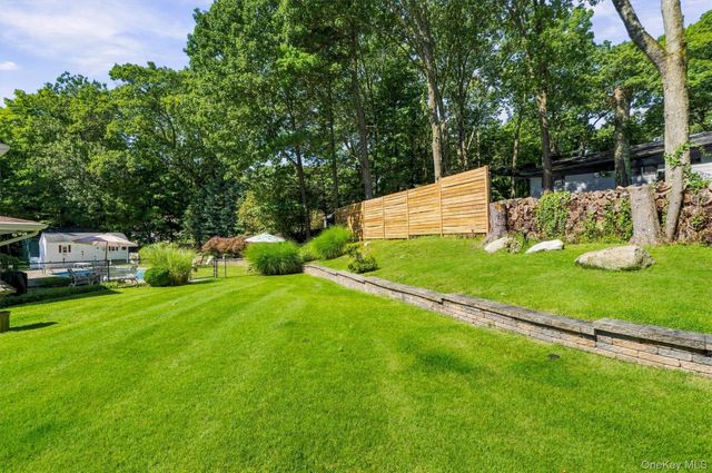 27 Margaret Road, Monroe, NY 10950
