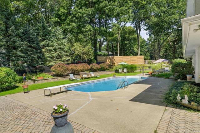 27 Margaret Road, Monroe, NY 10950