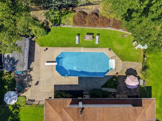 27 Margaret Road, Monroe, NY 10950