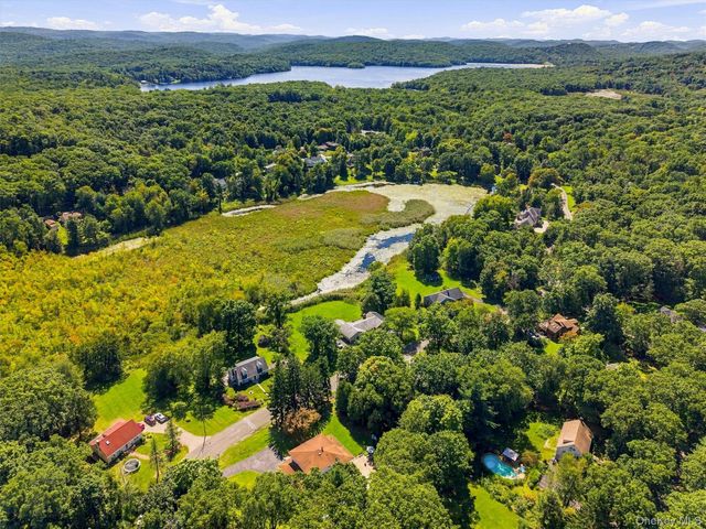 27 Margaret Road, Monroe, NY 10950