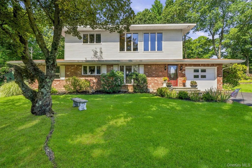 27 Margaret Road, Monroe, NY 10950 — exterior
