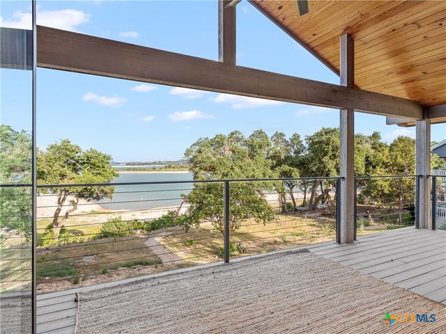 874 Lakebreeze Drive, Canyon Lake, TX 78133