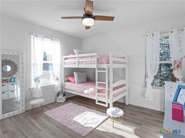 874 Lakebreeze Drive, Canyon Lake, TX 78133