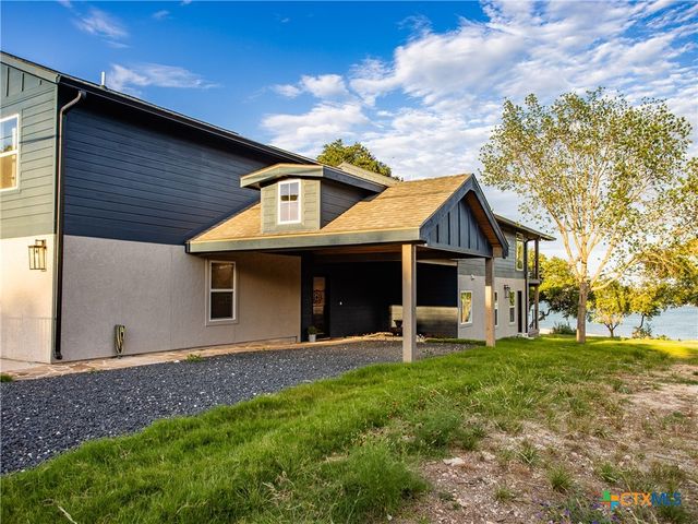 874 Lakebreeze Drive, Canyon Lake, TX 78133