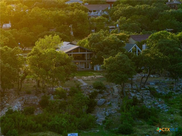 874 Lakebreeze Drive, Canyon Lake, TX 78133