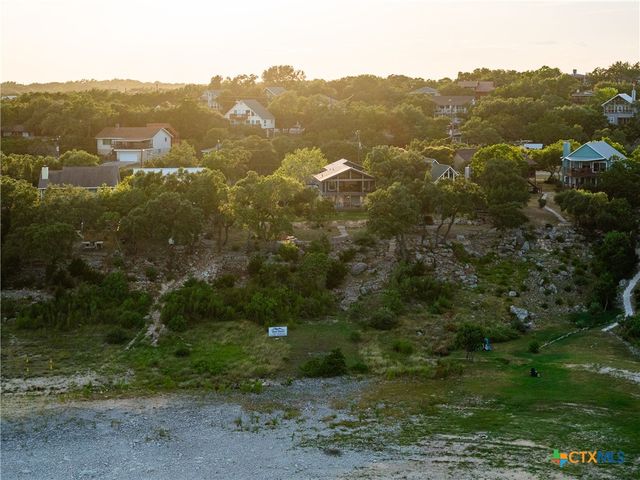 874 Lakebreeze Drive, Canyon Lake, TX 78133