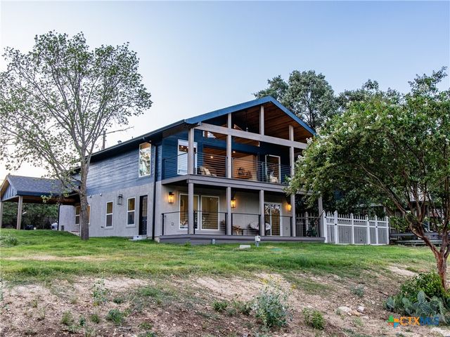 874 Lakebreeze Drive, Canyon Lake, TX 78133