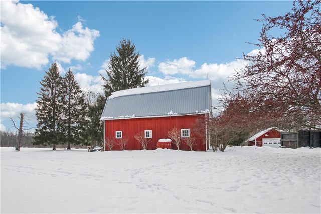 825 West Avenue, Sweden, NY 14420