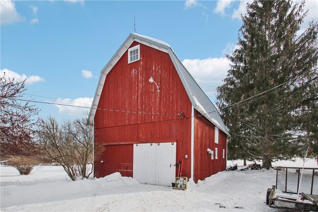 825 West Avenue, Sweden, NY 14420