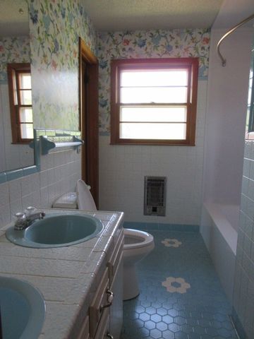 11694 Hurricane Creek Rd, Mc Ewen, TN 37101