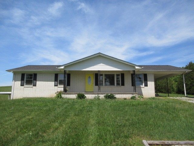 11694 Hurricane Creek Rd, Mc Ewen, TN 37101