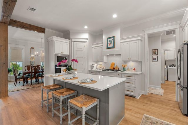 23 Steerforth Dr., Hattiesburg, MS 39402