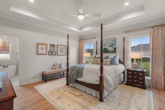 23 Steerforth Dr., Hattiesburg, MS 39402