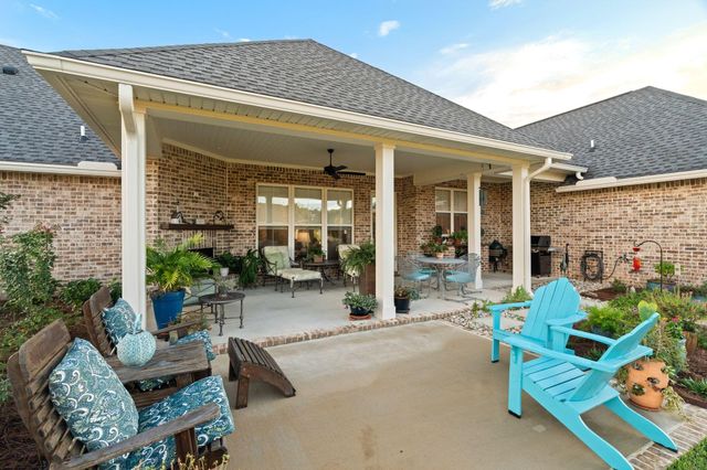 23 Steerforth Dr., Hattiesburg, MS 39402