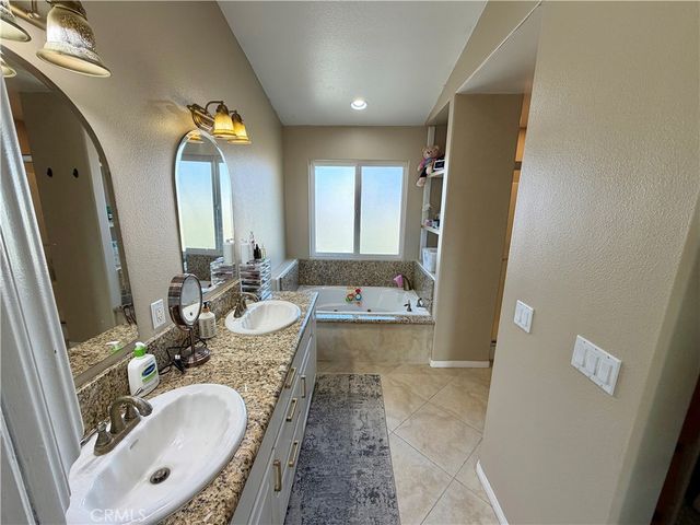 9725 Susan Avenue, California City, CA 93505