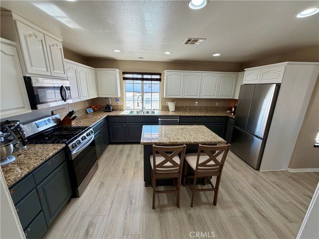 9725 Susan Avenue, California City, CA 93505