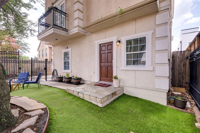 5306 Nolda Street A, Houston, TX 77007