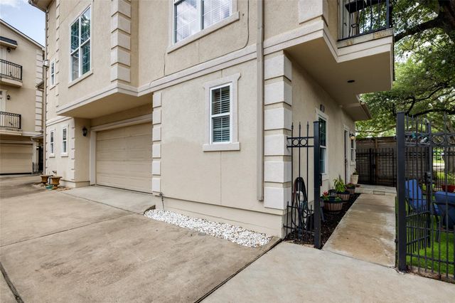 5306 Nolda Street A, Houston, TX 77007