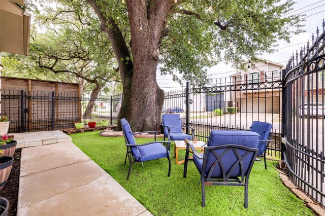 5306 Nolda Street A, Houston, TX 77007