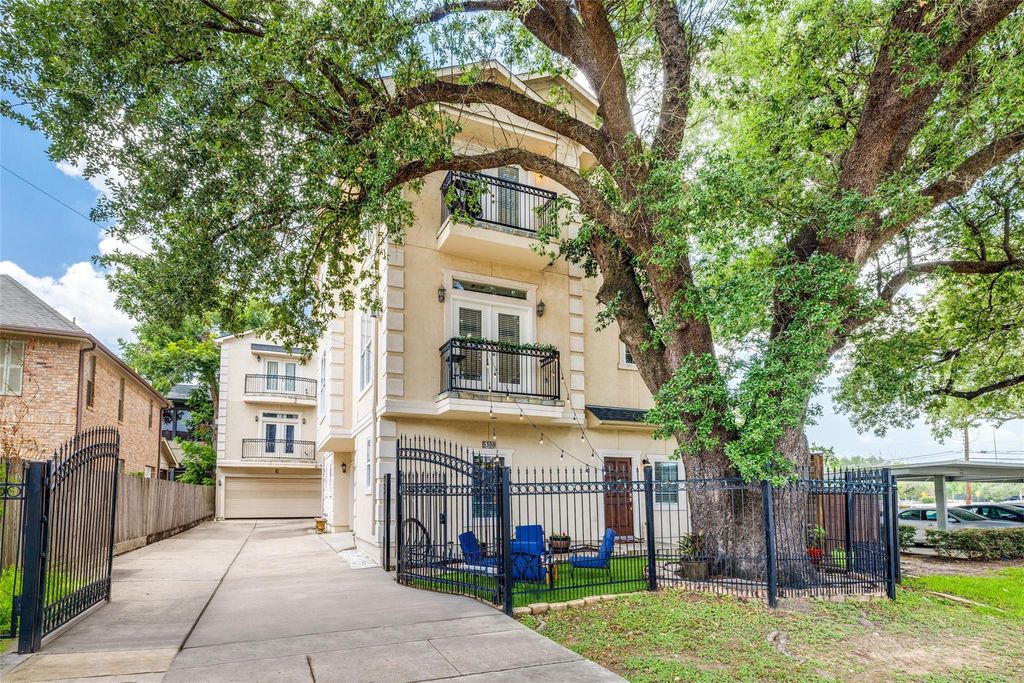 5306 Nolda Street A, Houston, TX 77007