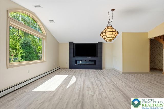 6271 Batman Road, Upper Milford Twp, PA 18092