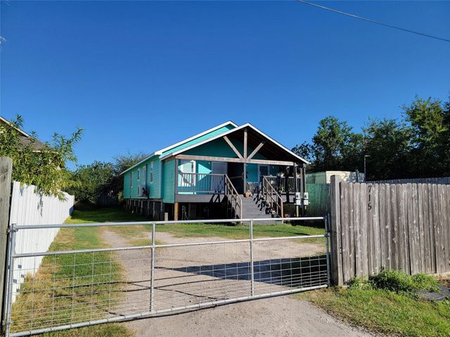 715 11th Street A, Dickinson, TX 77539