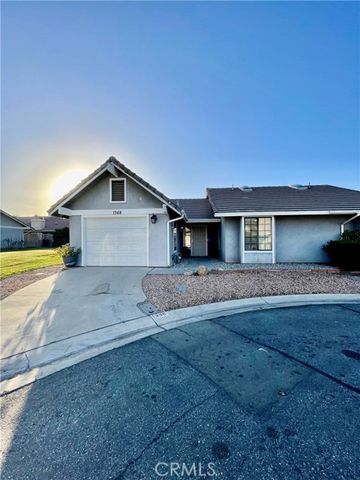 1368 Randolph Circle, San Jacinto, CA 92583