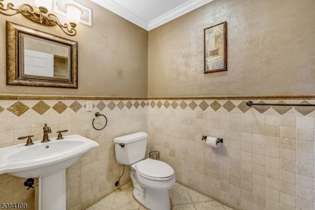 207 Eileen Dr, Cedar Grove Twp., NJ 07009