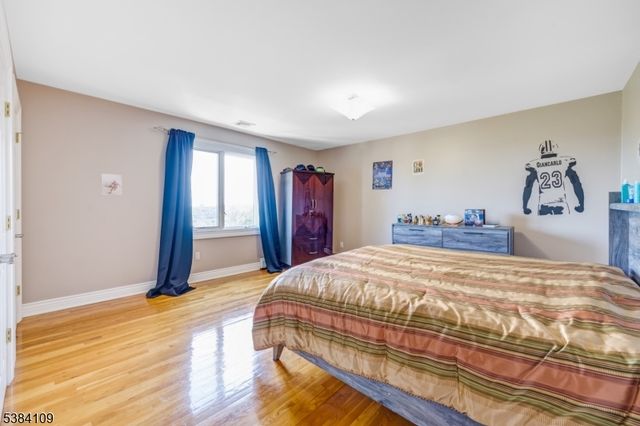 207 Eileen Dr, Cedar Grove Twp., NJ 07009