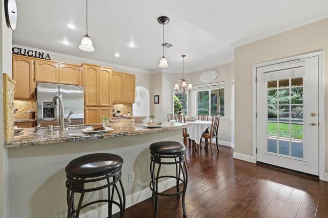 2936 Avon Rd, Rocklin, CA 95765