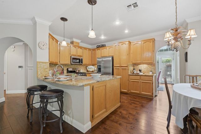 2936 Avon Rd, Rocklin, CA 95765