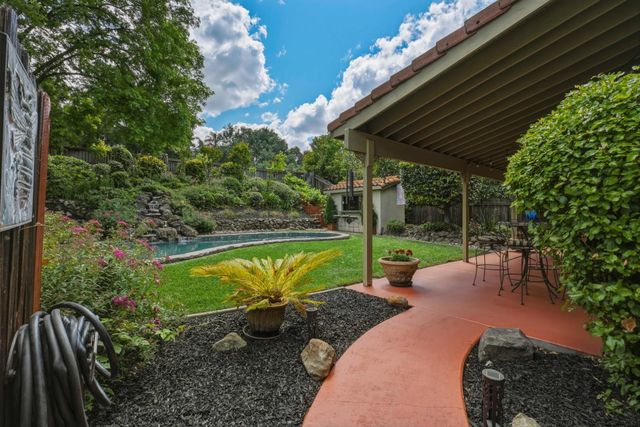 2936 Avon Rd, Rocklin, CA 95765