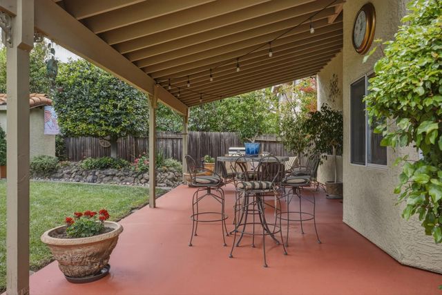 2936 Avon Rd, Rocklin, CA 95765