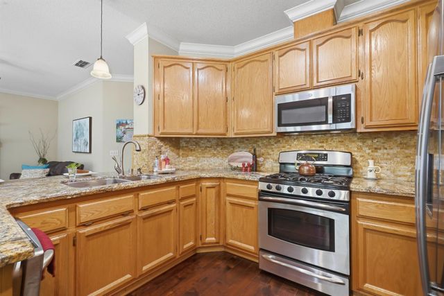 2936 Avon Rd, Rocklin, CA 95765