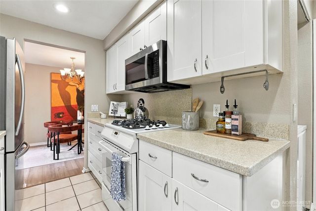 7815 227th Place SW, Edmonds, WA 98026