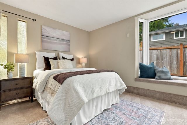 7815 227th Place SW, Edmonds, WA 98026