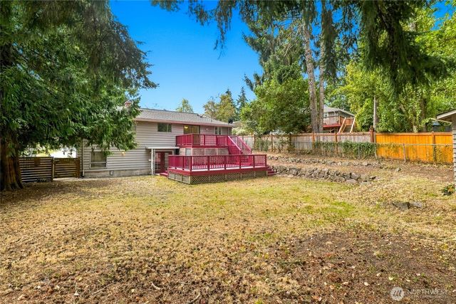 7815 227th Place SW, Edmonds, WA 98026