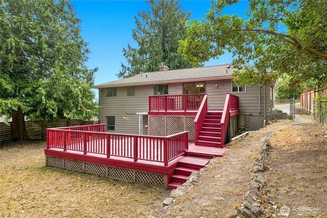 7815 227th Place SW, Edmonds, WA 98026
