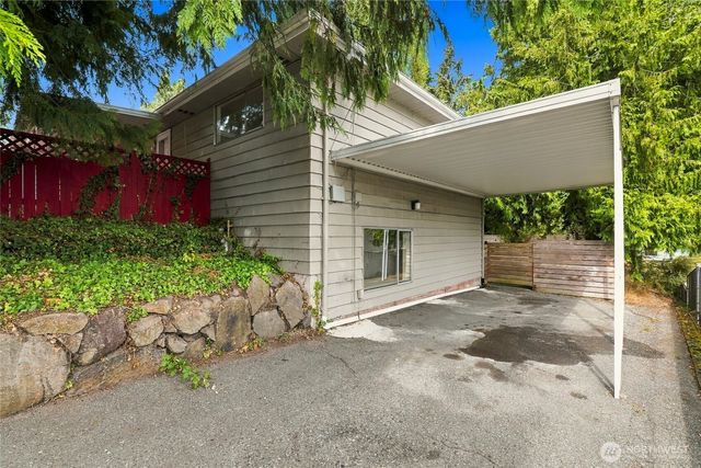7815 227th Place SW, Edmonds, WA 98026