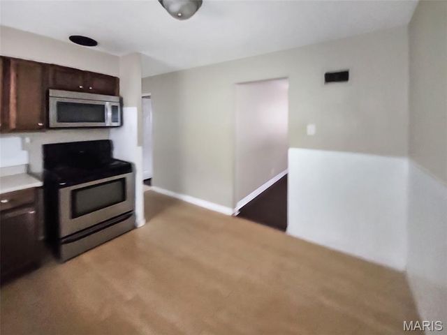 6220 Minnesota Avenue, St Louis, MO 63111