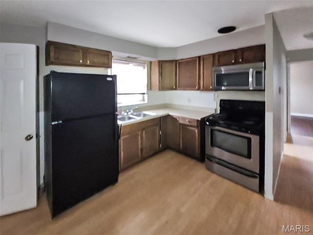 6220 Minnesota Avenue, St Louis, MO 63111