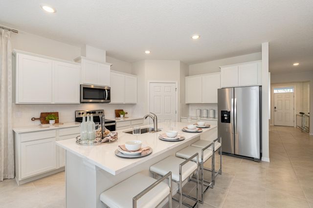 4091 Hollingsworth Drive SE, Palm Bay, FL 32909