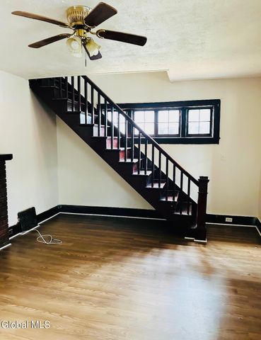 14 103rd Street, Troy, NY 12180
