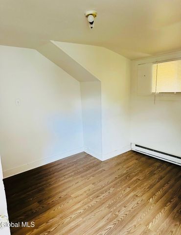 14 103rd Street, Troy, NY 12180