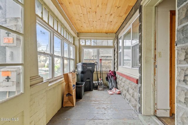 14 103rd Street, Troy, NY 12180
