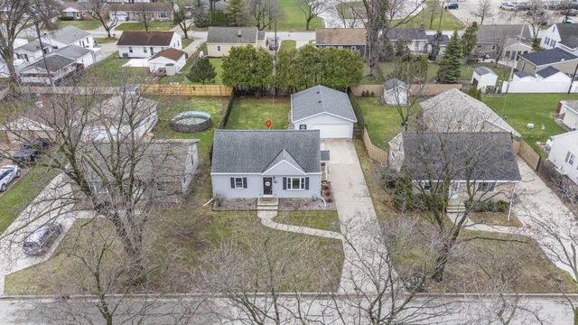 2233 MAGNOLIA LANE, Green Bay, WI 54304