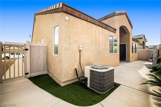 3429 Glacial Lake Street, Las Vegas, NV 89122